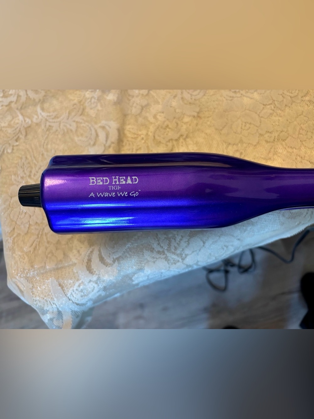 Bed Head 'A Wave We Go' Hair Tool